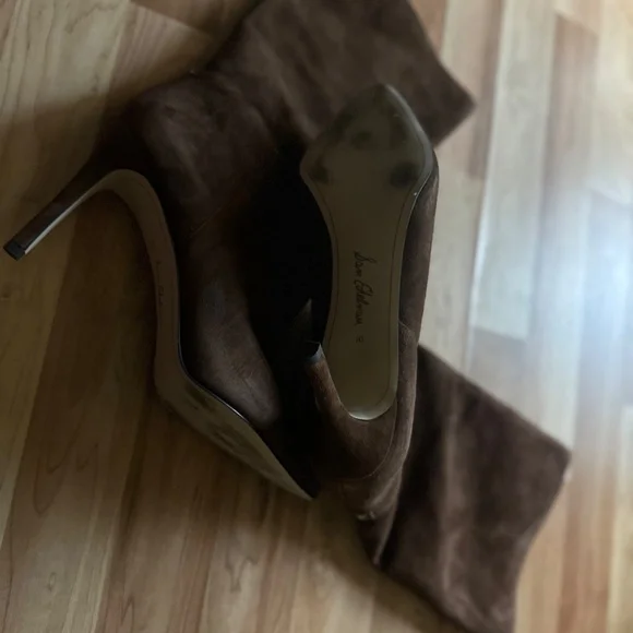 It’s FALL BABE and these boots are made for walking!!! - Picture 5 of 6